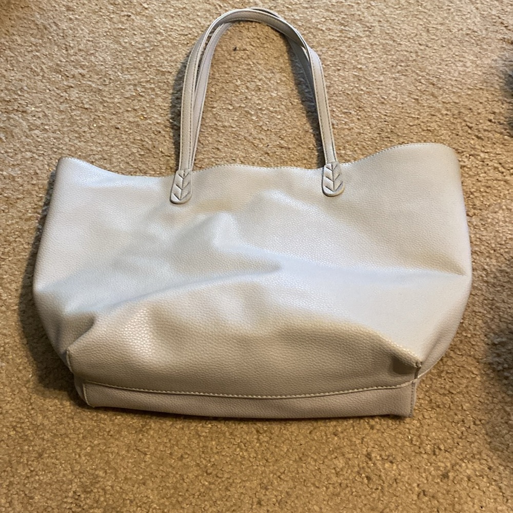 Bcbgeneration Tote. - image 3